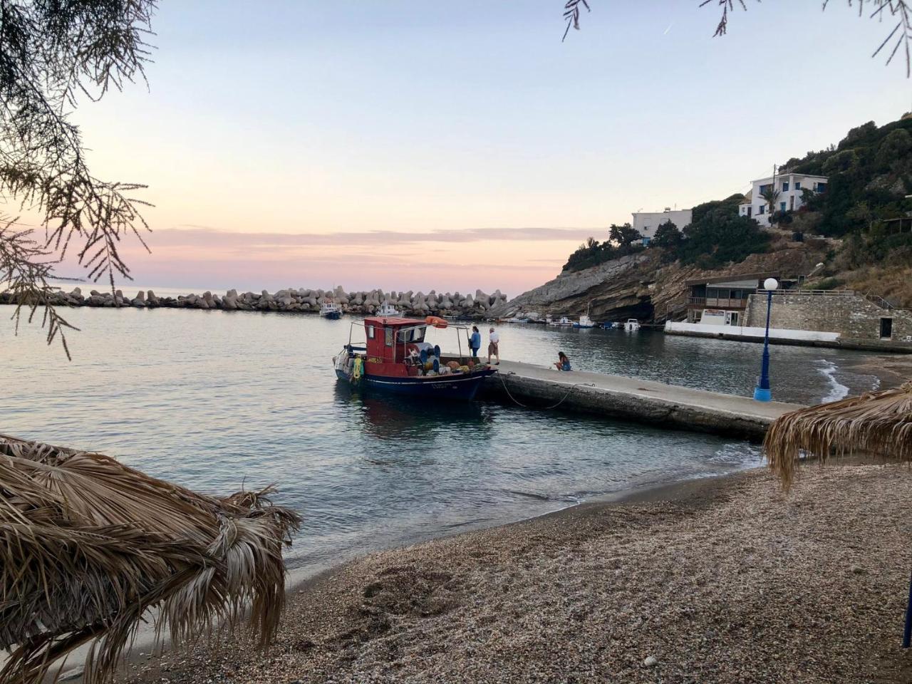 Hotel George Ágios Kírykos Dış mekan fotoğraf