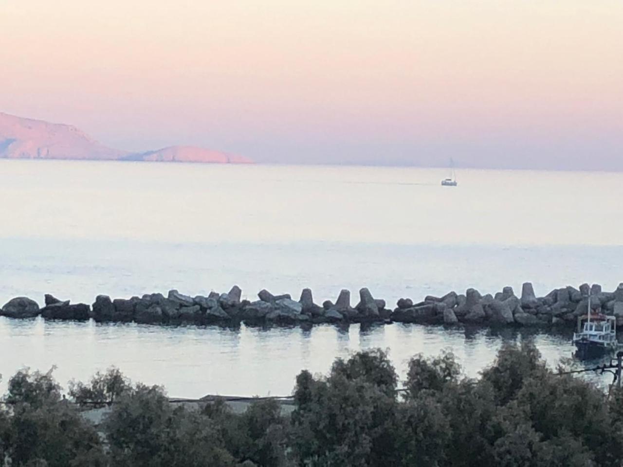 Hotel George Ágios Kírykos Dış mekan fotoğraf